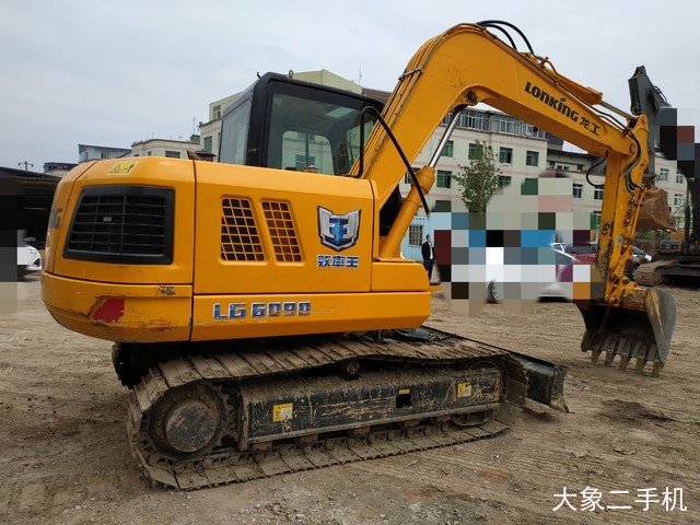龙工 LG6090 挖掘机